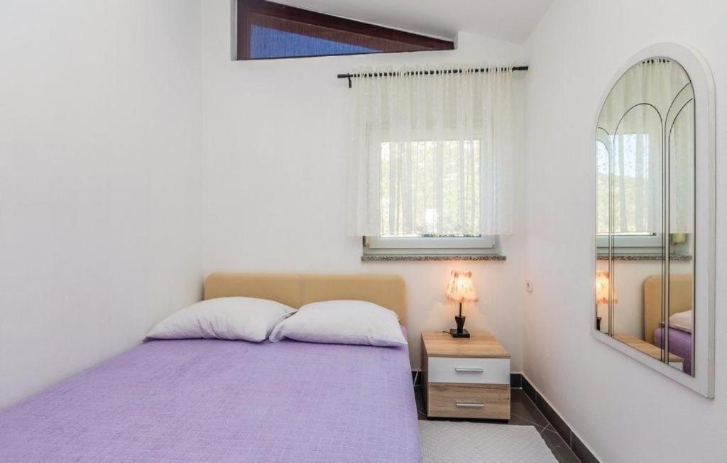 Apartmani Ivankovic Karlobag Exterior foto