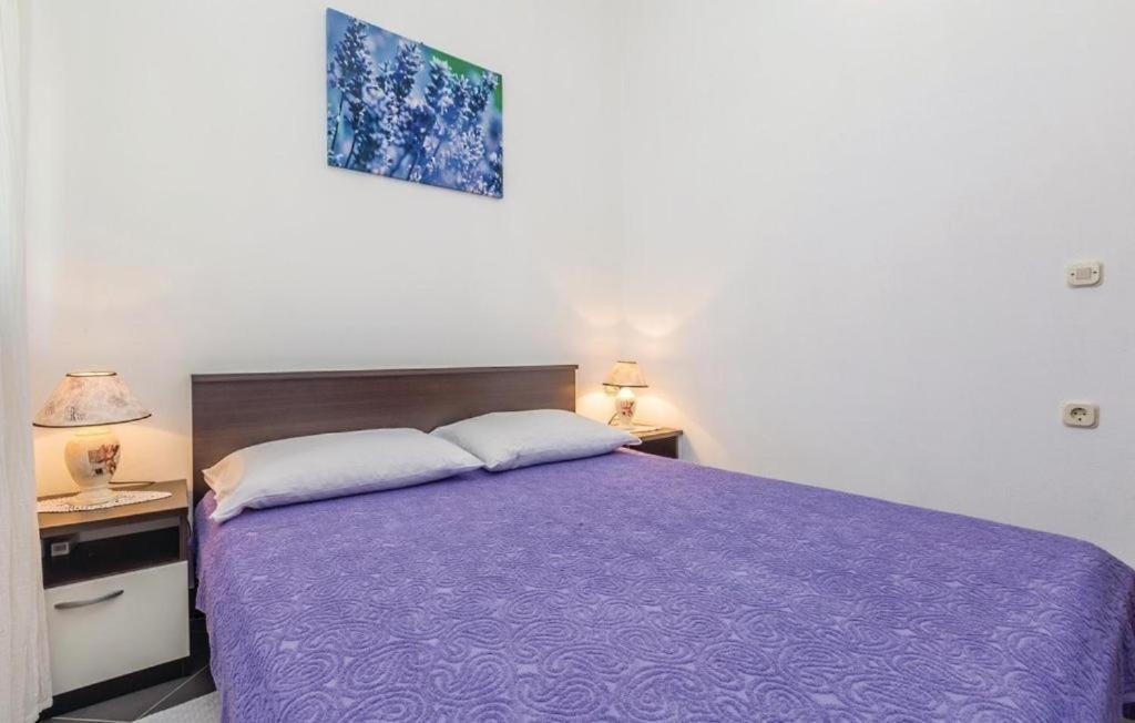 Apartmani Ivankovic Karlobag Exterior foto