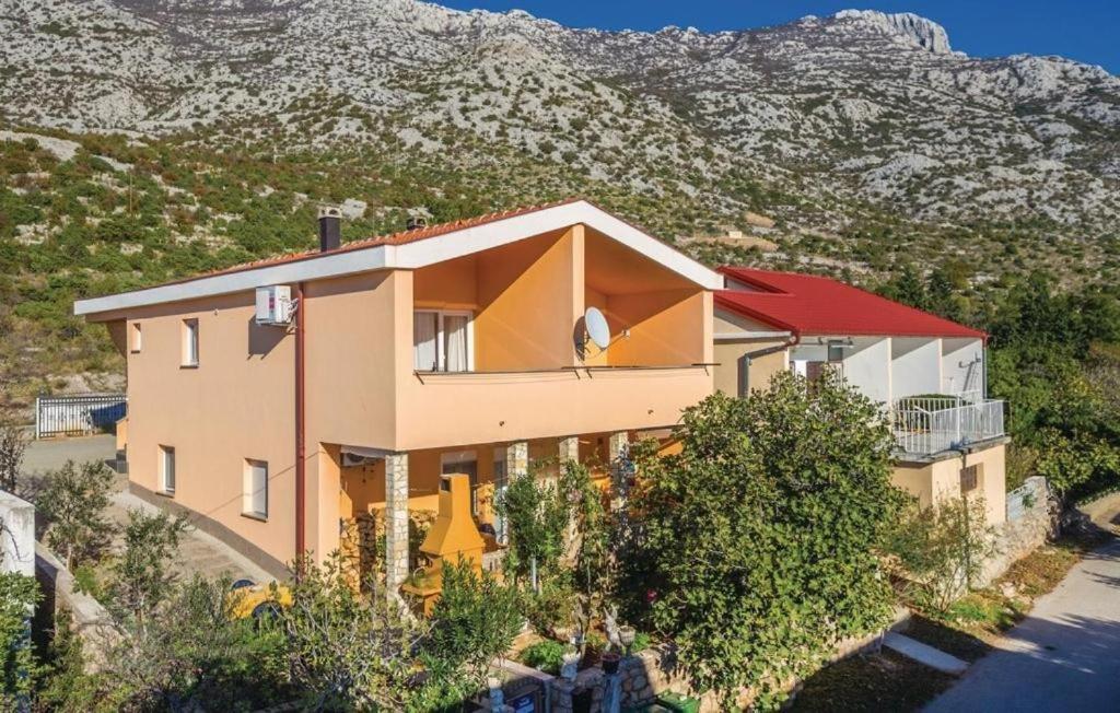 Apartmani Ivankovic Karlobag Exterior foto