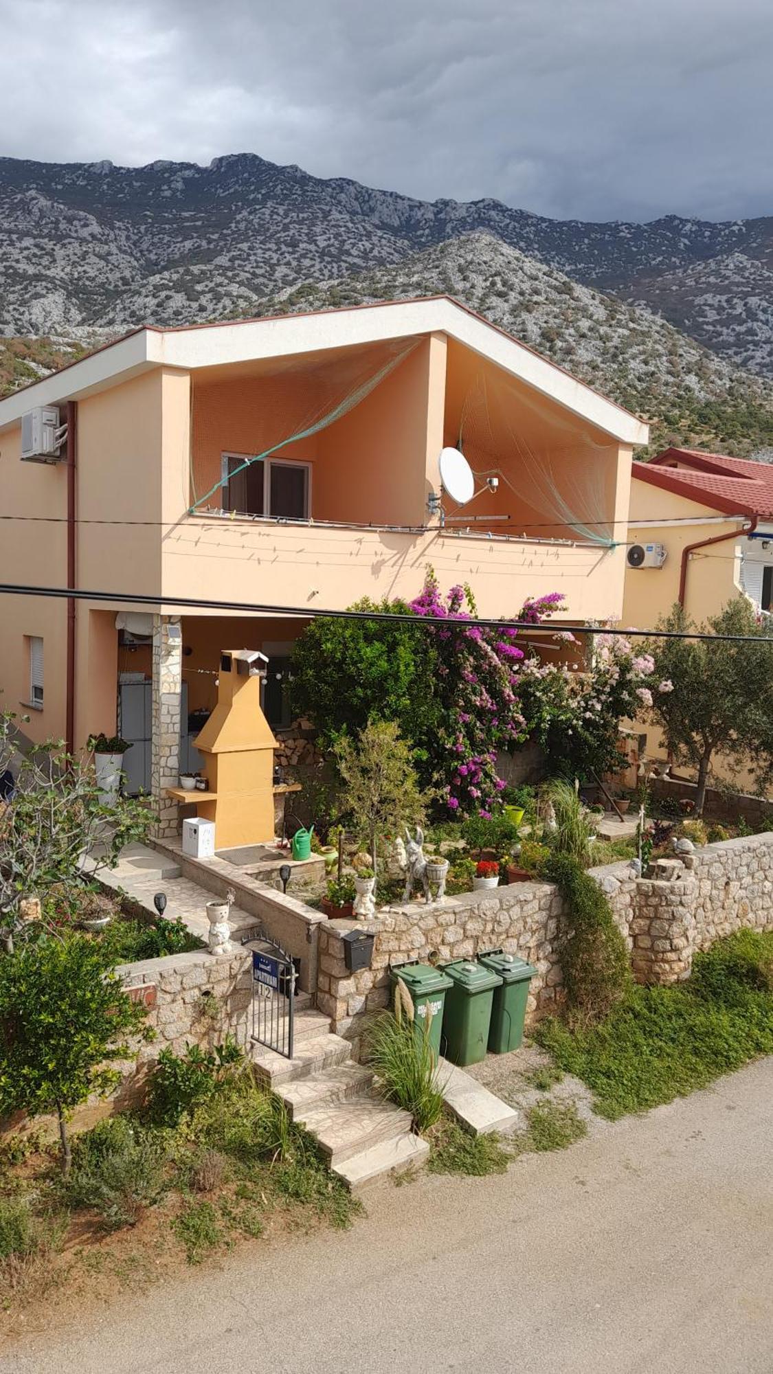 Apartmani Ivankovic Karlobag Zimmer foto